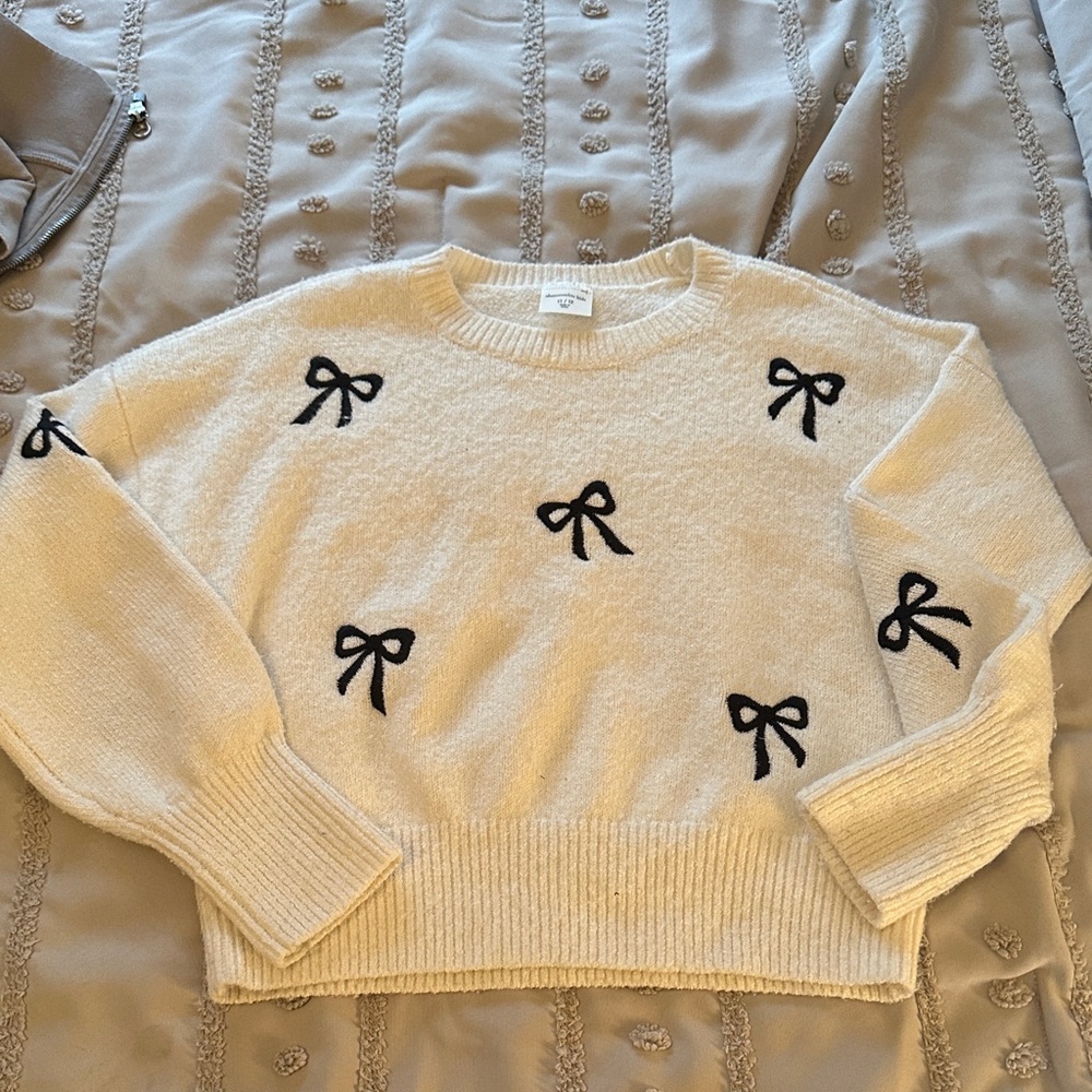 Abercrombie Kids Ivory Sweater with Black Bow Accents